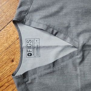 Womens FIGS Casma Three-Pocket Scrub Top Size M